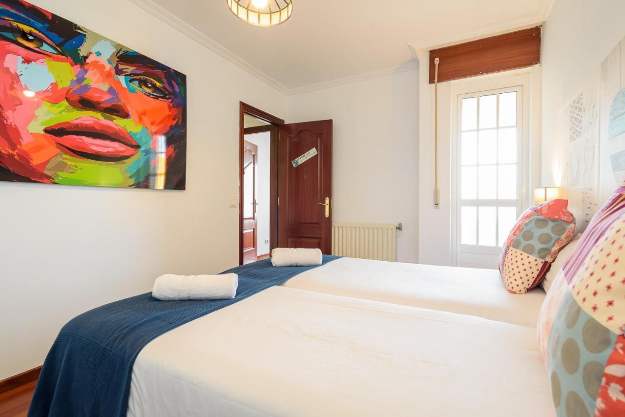 O Faro Apartments Ribadeo Eksteriør bilde