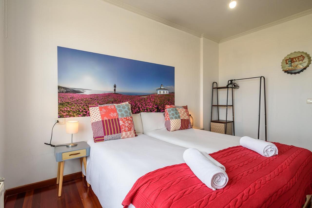 O Faro Apartments Ribadeo Eksteriør bilde